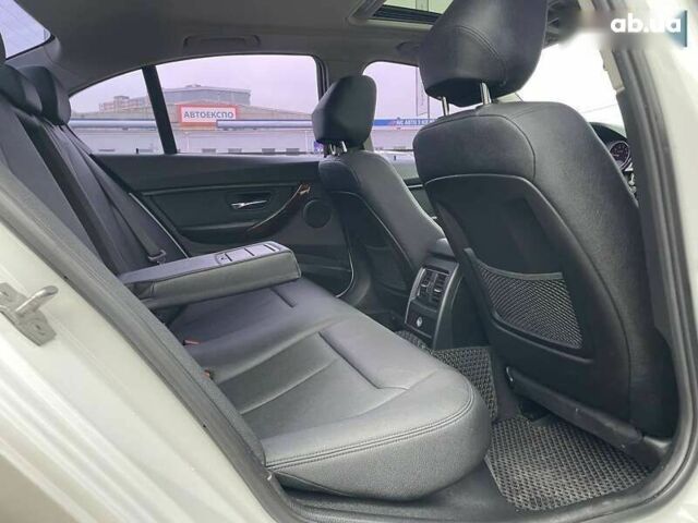 БМВ 3 Серия, объемом двигателя 2 л и пробегом 136 тыс. км за 14490 $, фото 24 на Automoto.ua