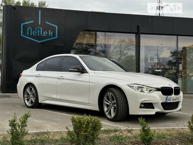 БМВ 3 Серия, объемом двигателя 2 л и пробегом 64 тыс. км за 23800 $, фото 3 на Automoto.ua