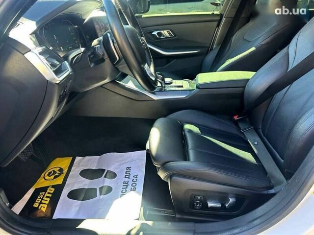 БМВ 3 Серия, объемом двигателя 2 л и пробегом 98 тыс. км за 31200 $, фото 8 на Automoto.ua