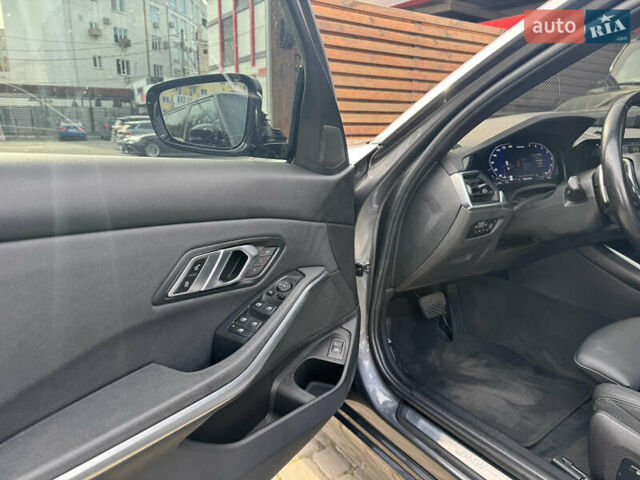 БМВ 3 Серия, объемом двигателя 2 л и пробегом 90 тыс. км за 22000 $, фото 11 на Automoto.ua