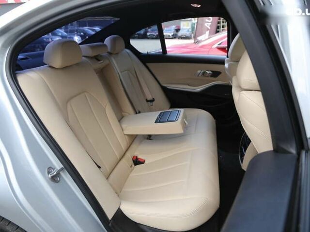 БМВ 3 Серия, объемом двигателя 2 л и пробегом 102 тыс. км за 30900 $, фото 10 на Automoto.ua