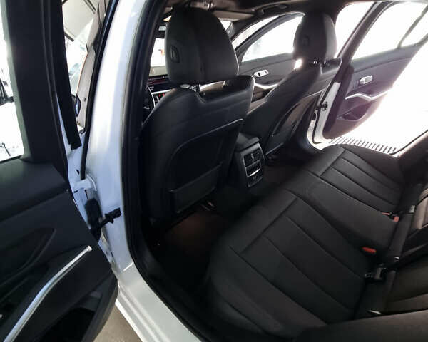 БМВ 3 Серия, объемом двигателя 2 л и пробегом 20 тыс. км за 25500 $, фото 13 на Automoto.ua