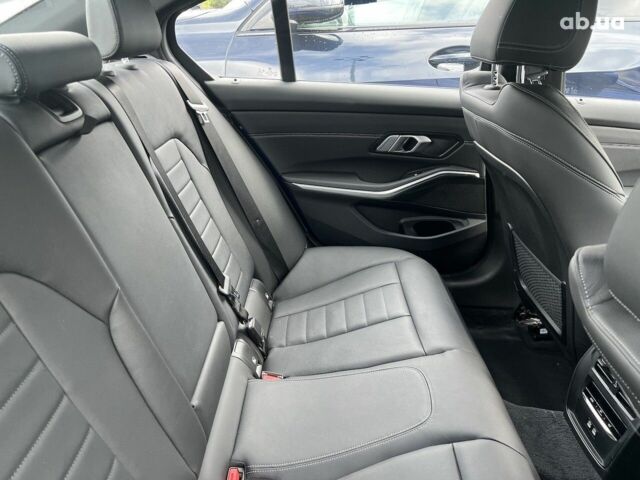 БМВ 3 Серія, об'ємом двигуна 2 л та пробігом 15 тис. км за 53145 $, фото 3 на Automoto.ua