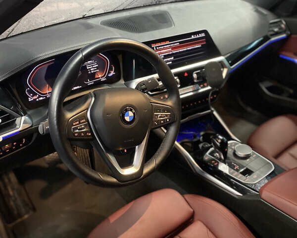 БМВ 3 Серия, объемом двигателя 2 л и пробегом 27 тыс. км за 38500 $, фото 3 на Automoto.ua