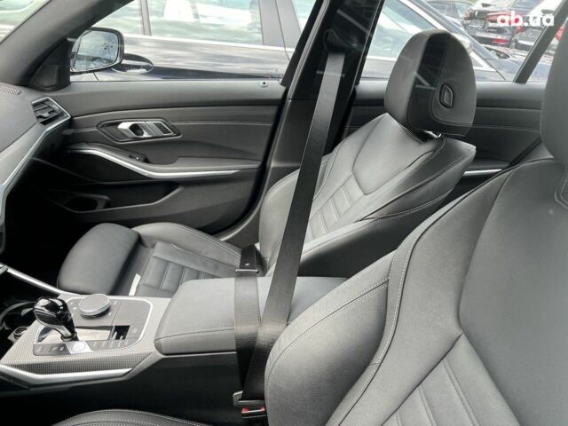 БМВ 3 Серія, об'ємом двигуна 2 л та пробігом 15 тис. км за 53145 $, фото 5 на Automoto.ua
