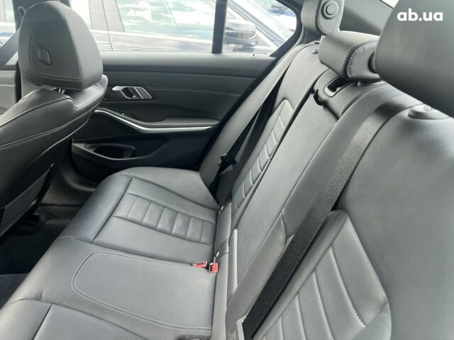 БМВ 3 Серія, об'ємом двигуна 2 л та пробігом 15 тис. км за 53145 $, фото 20 на Automoto.ua