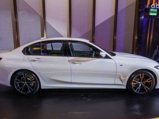 БМВ 3 Серия, объемом двигателя 0 л и пробегом 0 тыс. км за 39184 $, фото 2 на Automoto.ua