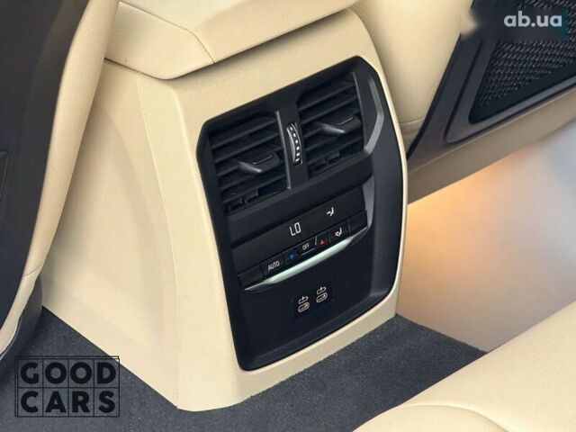 БМВ 3 Серія, об'ємом двигуна 3 л та пробігом 17 тис. км за 54500 $, фото 25 на Automoto.ua