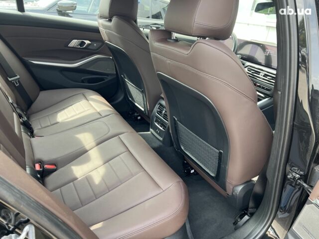 БМВ 3 Серия, объемом двигателя 3 л и пробегом 10 тыс. км за 74120 $, фото 30 на Automoto.ua