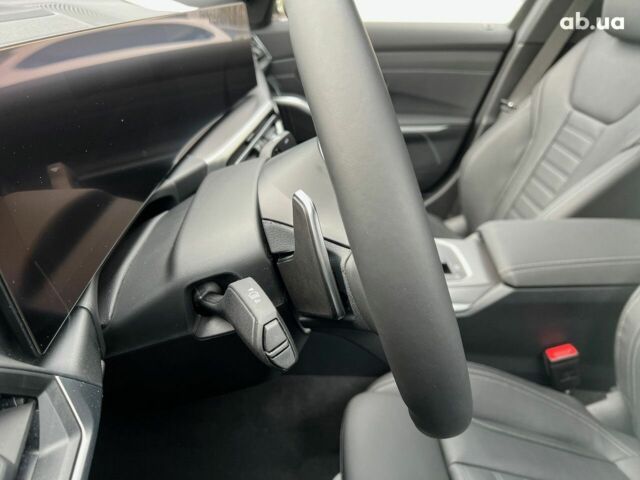 БМВ 3 Серия, объемом двигателя 2 л и пробегом 0 тыс. км за 63252 $, фото 32 на Automoto.ua
