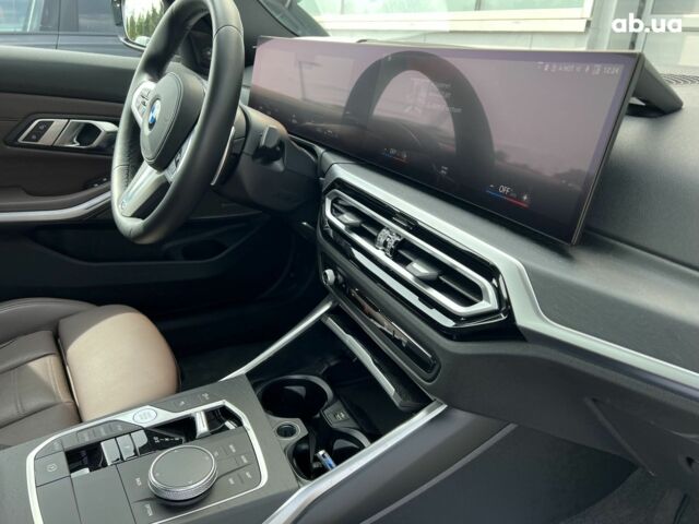 БМВ 3 Серия, объемом двигателя 3 л и пробегом 10 тыс. км за 74120 $, фото 29 на Automoto.ua