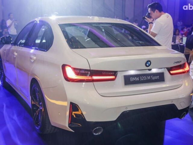 БМВ 3 Серия, объемом двигателя 0 л и пробегом 0 тыс. км за 39184 $, фото 1 на Automoto.ua