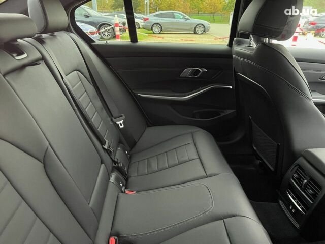 БМВ 3 Серия, объемом двигателя 2 л и пробегом 0 тыс. км за 63252 $, фото 2 на Automoto.ua