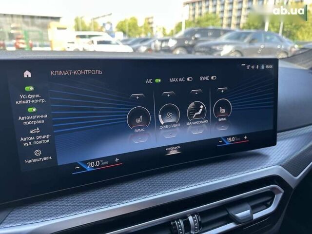 БМВ 3 Серия, объемом двигателя 2 л и пробегом 36 тыс. км за 45999 $, фото 26 на Automoto.ua