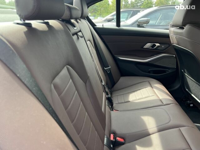 БМВ 3 Серия, объемом двигателя 3 л и пробегом 10 тыс. км за 74120 $, фото 31 на Automoto.ua