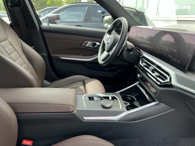 БМВ 3 Серия, объемом двигателя 3 л и пробегом 10 тыс. км за 74120 $, фото 28 на Automoto.ua