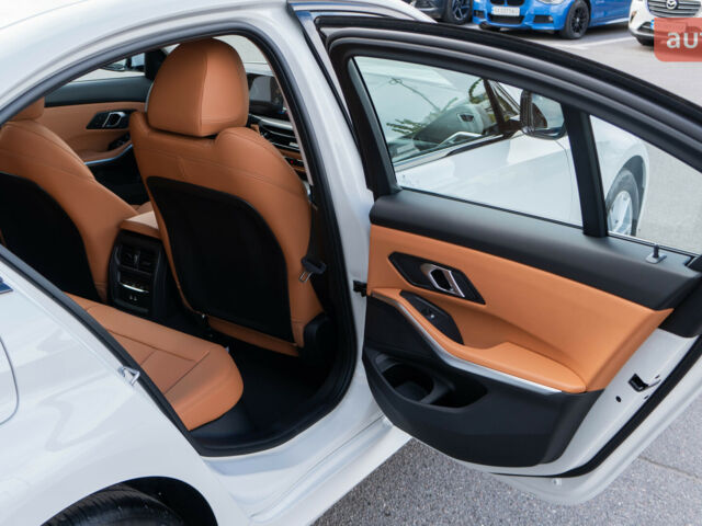 БМВ 3 Серия, объемом двигателя 2 л и пробегом 0 тыс. км за 40724 $, фото 20 на Automoto.ua