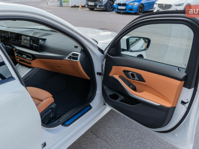 БМВ 3 Серия, объемом двигателя 2 л и пробегом 0 тыс. км за 40724 $, фото 24 на Automoto.ua