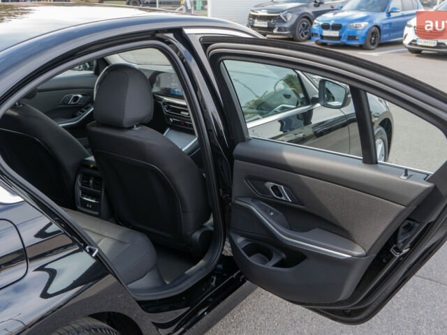 БМВ 3 Серия, объемом двигателя 2 л и пробегом 0 тыс. км за 39097 $, фото 22 на Automoto.ua