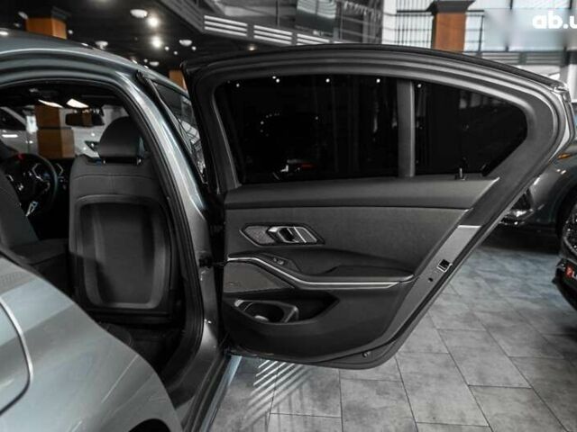 БМВ 3 Серія, об'ємом двигуна 3 л та пробігом 4 тис. км за 71900 $, фото 26 на Automoto.ua