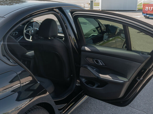 БМВ 3 Серия, объемом двигателя 3 л и пробегом 0 тыс. км за 66913 $, фото 19 на Automoto.ua