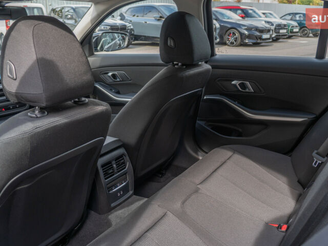 БМВ 3 Серия, объемом двигателя 2 л и пробегом 0 тыс. км за 39097 $, фото 20 на Automoto.ua