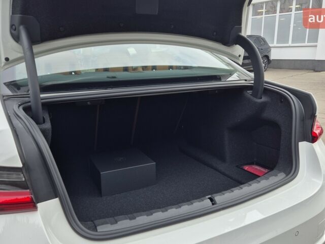 БМВ 3 Серія, об'ємом двигуна 2 л та пробігом 0 тис. км за 45832 $, фото 22 на Automoto.ua