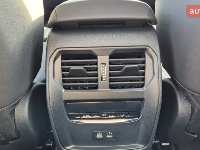 БМВ 3 Серия, объемом двигателя 2 л и пробегом 0 тыс. км за 52186 $, фото 23 на Automoto.ua