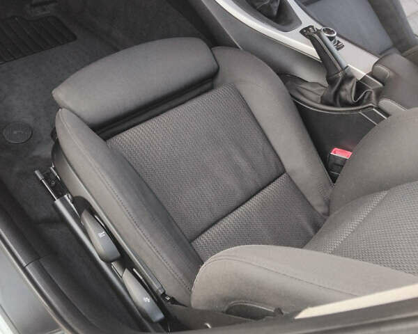 БМВ 3 Серія, об'ємом двигуна 2 л та пробігом 300 тис. км за 7900 $, фото 7 на Automoto.ua