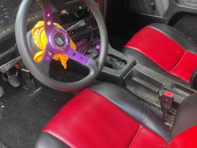 Желтый БМВ 3 Серия, объемом двигателя 1.8 л и пробегом 250 тыс. км за 2500 $, фото 4 на Automoto.ua