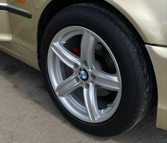 Желтый БМВ 3 Серия, объемом двигателя 1.9 л и пробегом 293 тыс. км за 4999 $, фото 21 на Automoto.ua