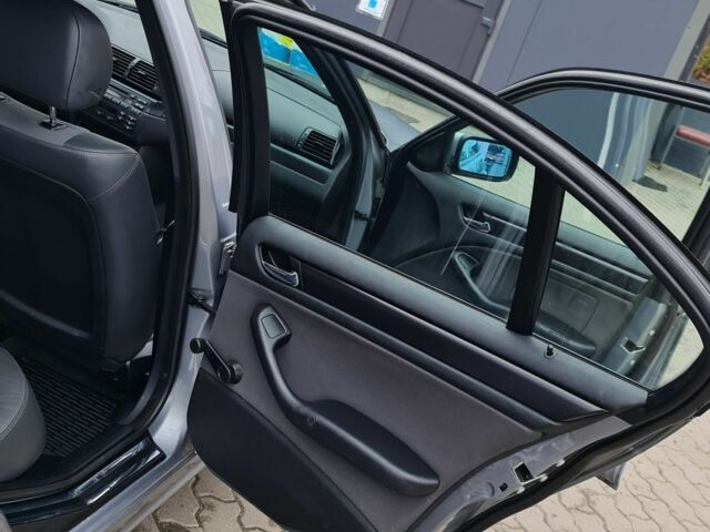 Серый БМВ 3 Серия, объемом двигателя 0 л и пробегом 172 тыс. км за 5340 $, фото 4 на Automoto.ua