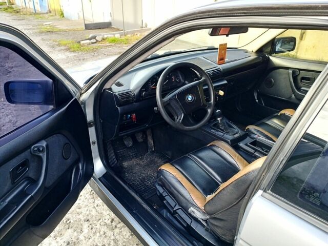 Сірий БМВ 3 Серія, об'ємом двигуна 1.6 л та пробігом 300 тис. км за 2600 $, фото 6 на Automoto.ua