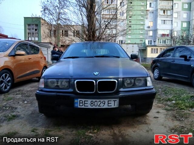 Серый БМВ 3 Серия, объемом двигателя 1.6 л и пробегом 322 тыс. км за 1600 $, фото 4 на Automoto.ua