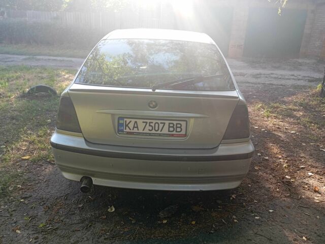 Серый БМВ 3 Серия, объемом двигателя 1.8 л и пробегом 123 тыс. км за 2363 $, фото 9 на Automoto.ua