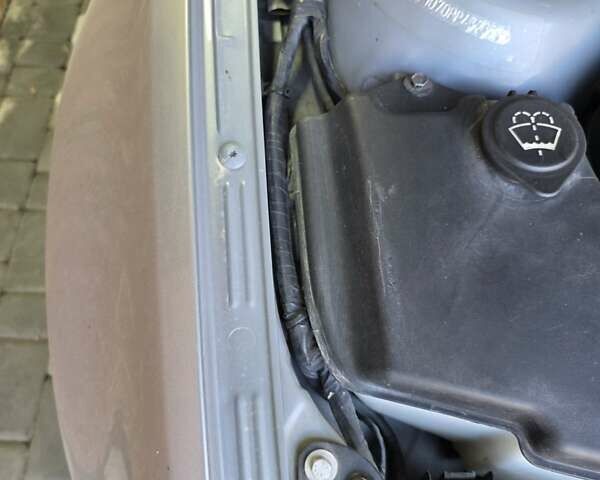 Серый БМВ 3 Серия, объемом двигателя 2 л и пробегом 145 тыс. км за 8200 $, фото 21 на Automoto.ua