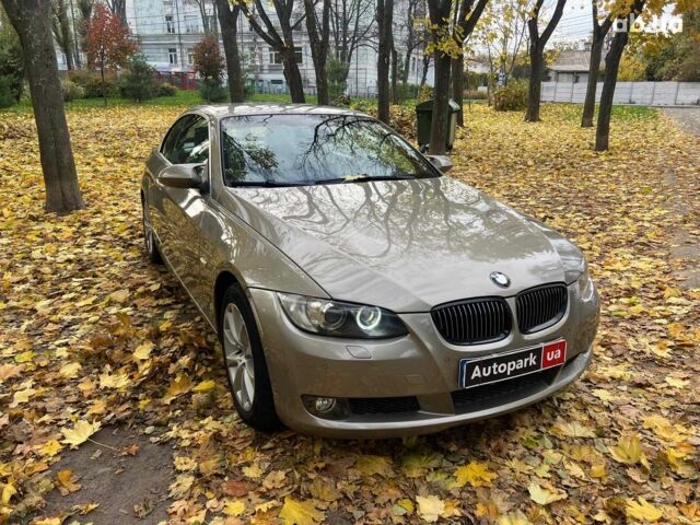 БМВ 3 Серия 2007 в Киеве на Automoto.ua Серый БМВ 3 Серия, объемом двигателя 3 л и пробегом 215 тыс. км за 11990 $, фото 2 на Automoto.ua