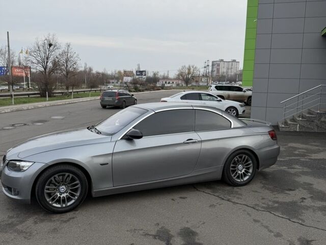 Серый БМВ 3 Серия, объемом двигателя 2 л и пробегом 248 тыс. км за 10000 $, фото 2 на Automoto.ua