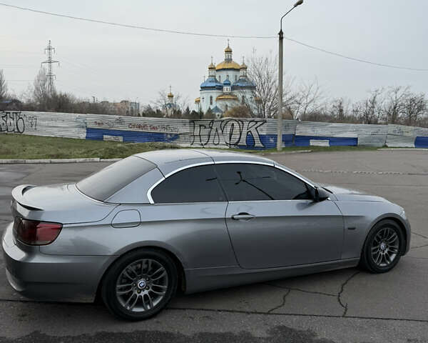 Серый БМВ 3 Серия, объемом двигателя 2 л и пробегом 248 тыс. км за 9999 $, фото 2 на Automoto.ua