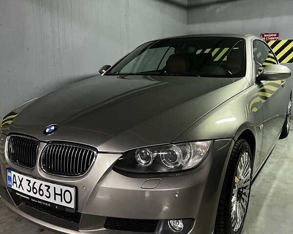 Серый БМВ 3 Серия, объемом двигателя 2 л и пробегом 180 тыс. км за 11999 $, фото 1 на Automoto.ua