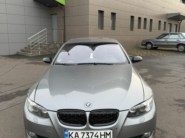 Серый БМВ 3 Серия, объемом двигателя 2 л и пробегом 248 тыс. км за 10000 $, фото 1 на Automoto.ua