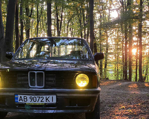 Серый БМВ 3 Серия, объемом двигателя 1.8 л и пробегом 150 тыс. км за 12500 $, фото 4 на Automoto.ua