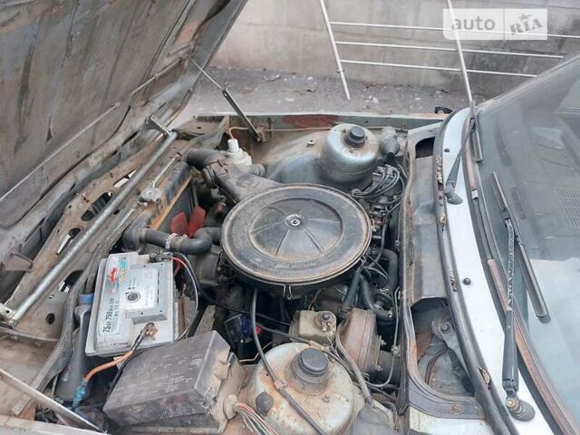 Серый БМВ 3 Серия, объемом двигателя 1.6 л и пробегом 250 тыс. км за 999 $, фото 9 на Automoto.ua