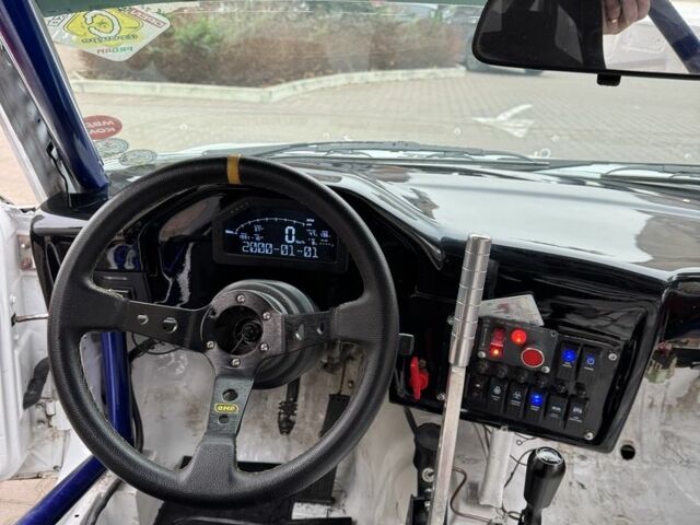 Сірий БМВ 3 Серія, об'ємом двигуна 2 л та пробігом 200 тис. км за 11500 $, фото 4 на Automoto.ua