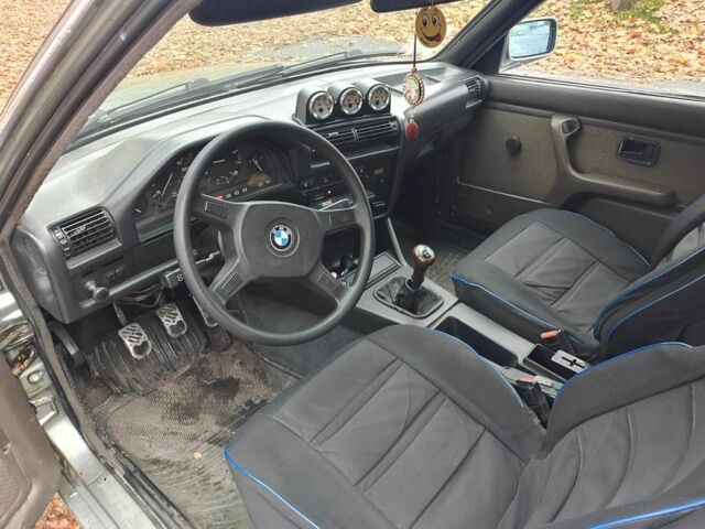 БМВ 3 Серия 1983 в Кременчуге на Automoto.ua Серый БМВ 3 Серия, объемом двигателя 2 л и пробегом 400 тыс. км за 2000 $, фото 13 на Automoto.ua