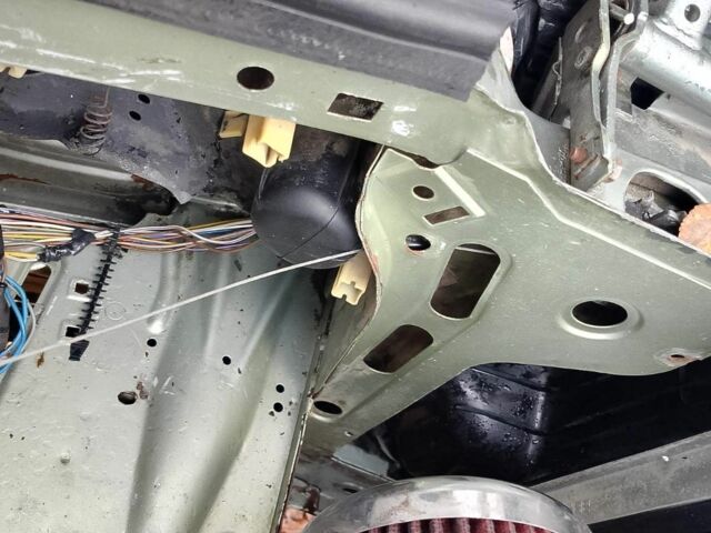 БМВ 3 Серия 1983 в Кременчуге на Automoto.ua Серый БМВ 3 Серия, объемом двигателя 2 л и пробегом 400 тыс. км за 2000 $, фото 8 на Automoto.ua