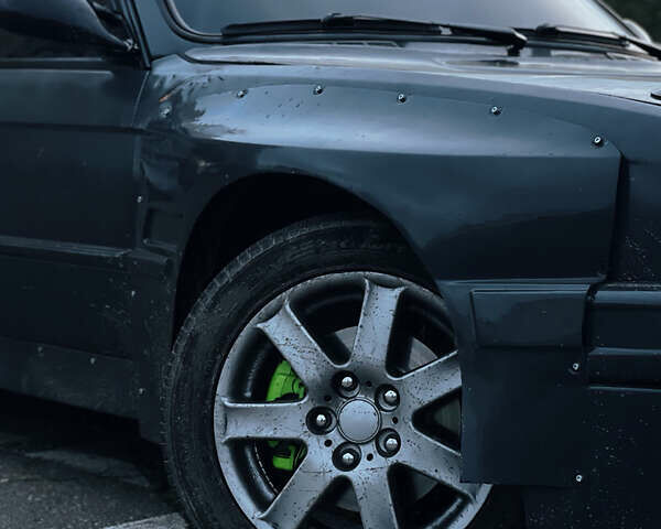 Серый БМВ 3 Серия, объемом двигателя 2.8 л и пробегом 1 тыс. км за 6000 $, фото 3 на Automoto.ua