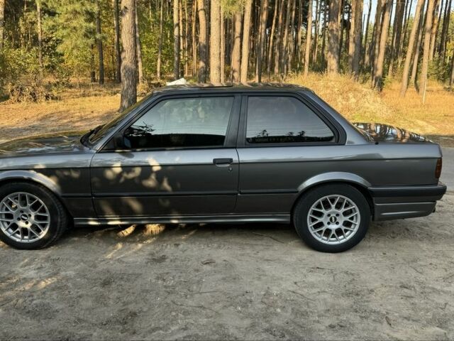 Серый БМВ 3 Серия, объемом двигателя 2.5 л и пробегом 999 тыс. км за 4874 $, фото 3 на Automoto.ua