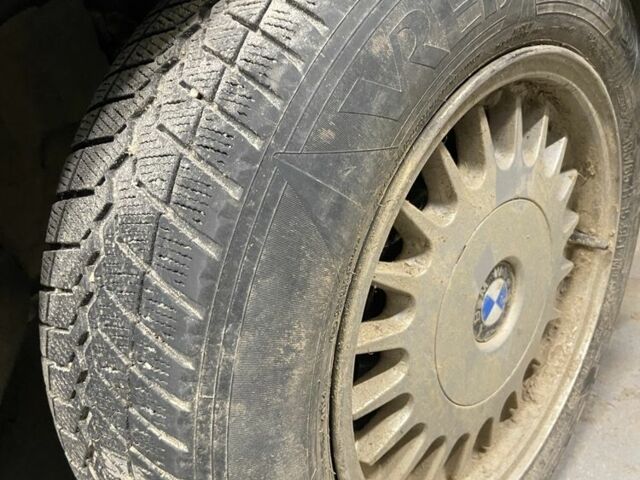 Сірий БМВ 3 Серія, об'ємом двигуна 2 л та пробігом 320 тис. км за 600 $, фото 4 на Automoto.ua