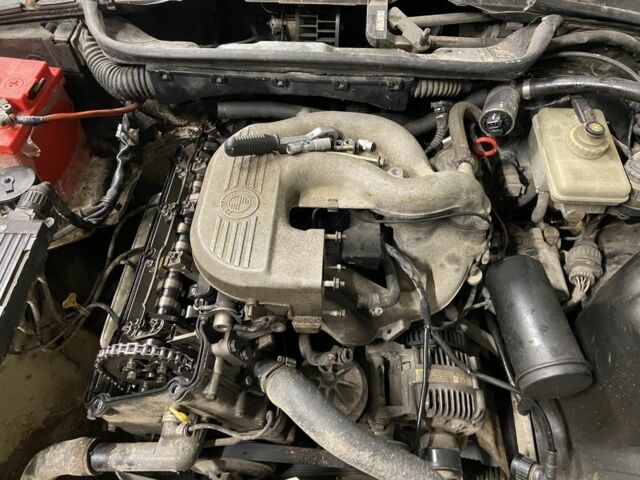 Сірий БМВ 3 Серія, об'ємом двигуна 2 л та пробігом 320 тис. км за 600 $, фото 3 на Automoto.ua